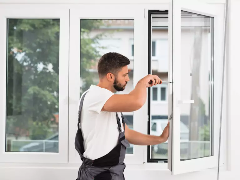 Glass replacement in aluminum windows