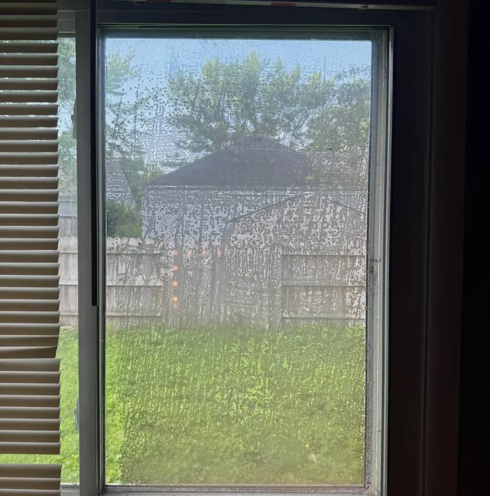 Residential foggy glass replacement by Fixhomeglass in Montgomery